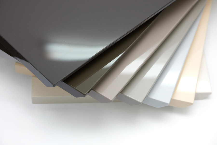 Gỗ Acrylic là gì? Ưu, nhược điểm của gỗ Acrylic trong sản xuất tủ bếp