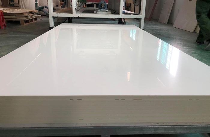 Tấm gỗ nhựa ép đùn 3 lớp bóng